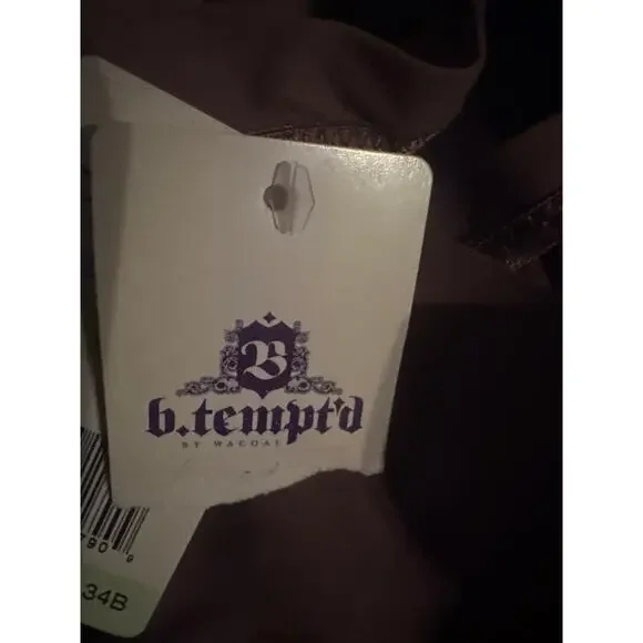 B. Tempt'd by Wacoal Women's Size 34B Nearly Nothing Plunge Underwire Bra - Picture 7 of 8